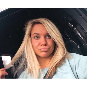 Meet your Posher, Fayth